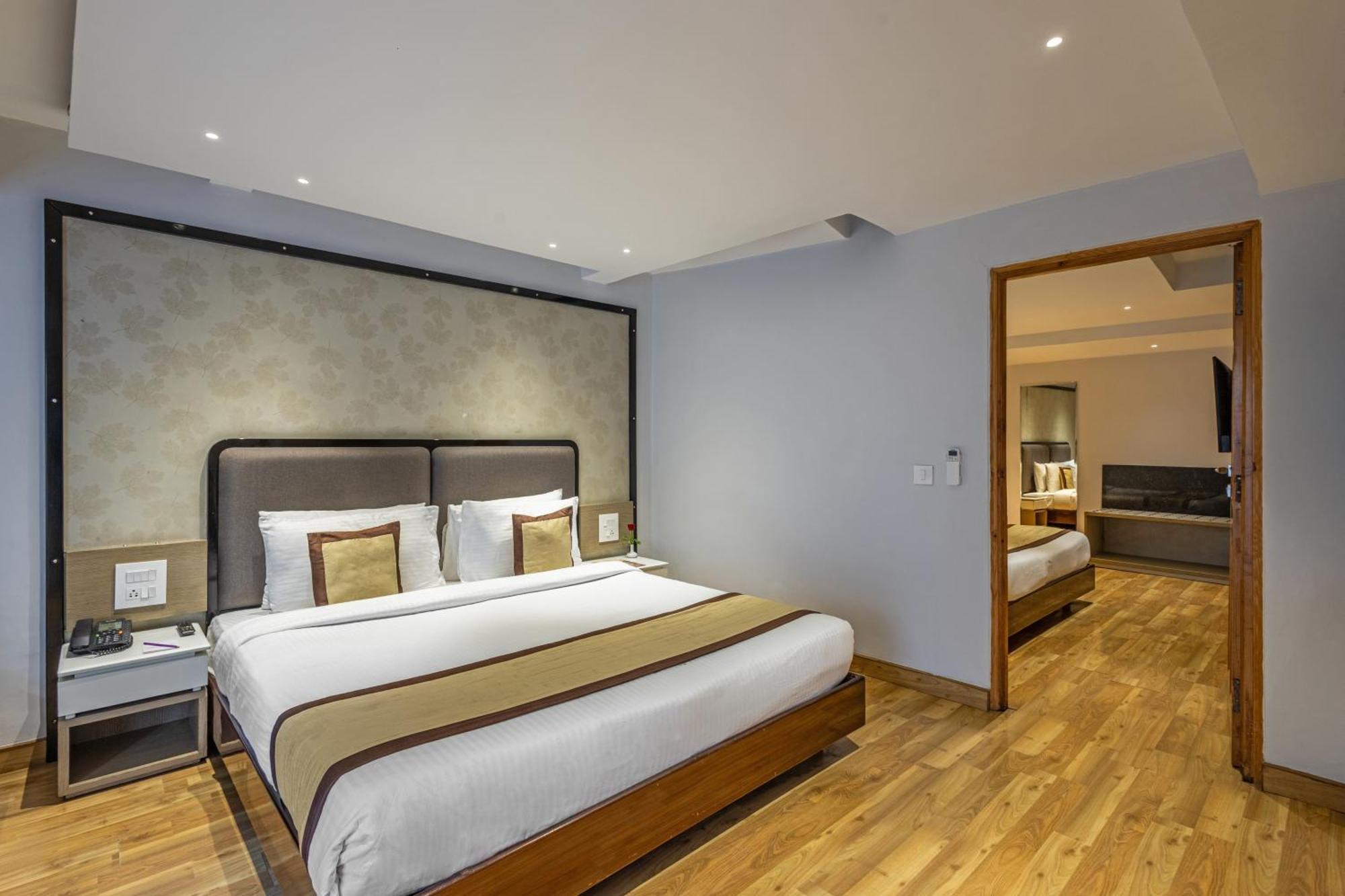 Sterling Legacy Shimla Hotel Exterior foto